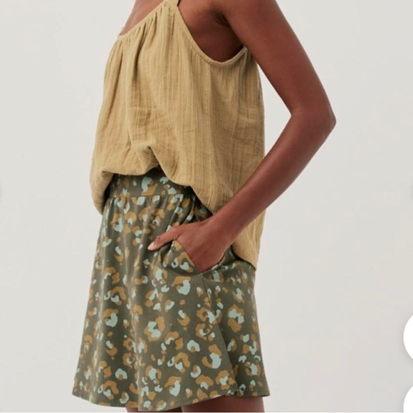 Pact Fit & Flare Mini Skirt size medium - Picture 5 of 5